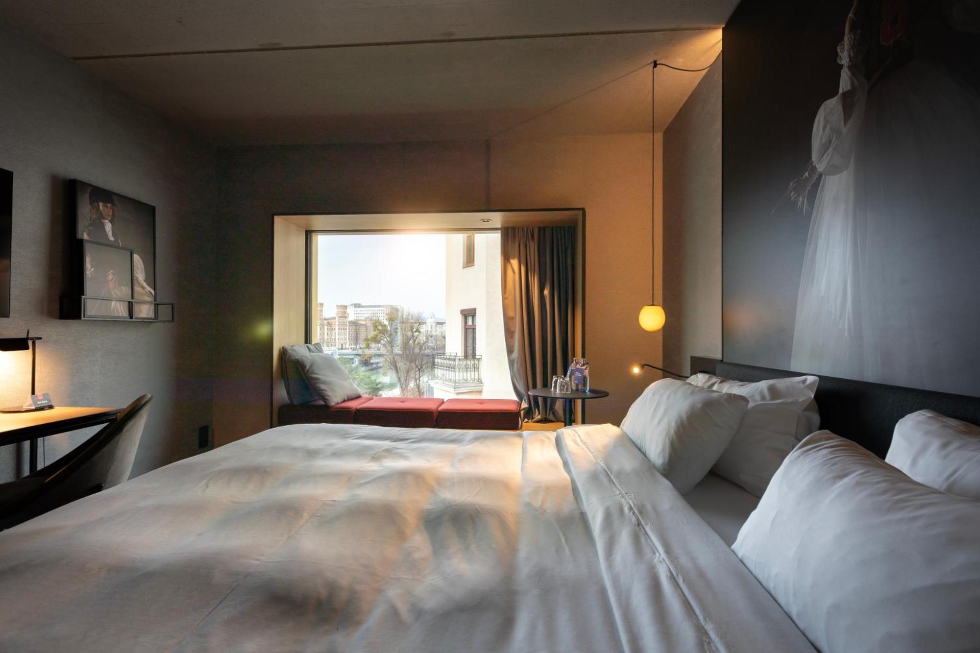 Radisson Red Hotel, Vienna Esterno foto